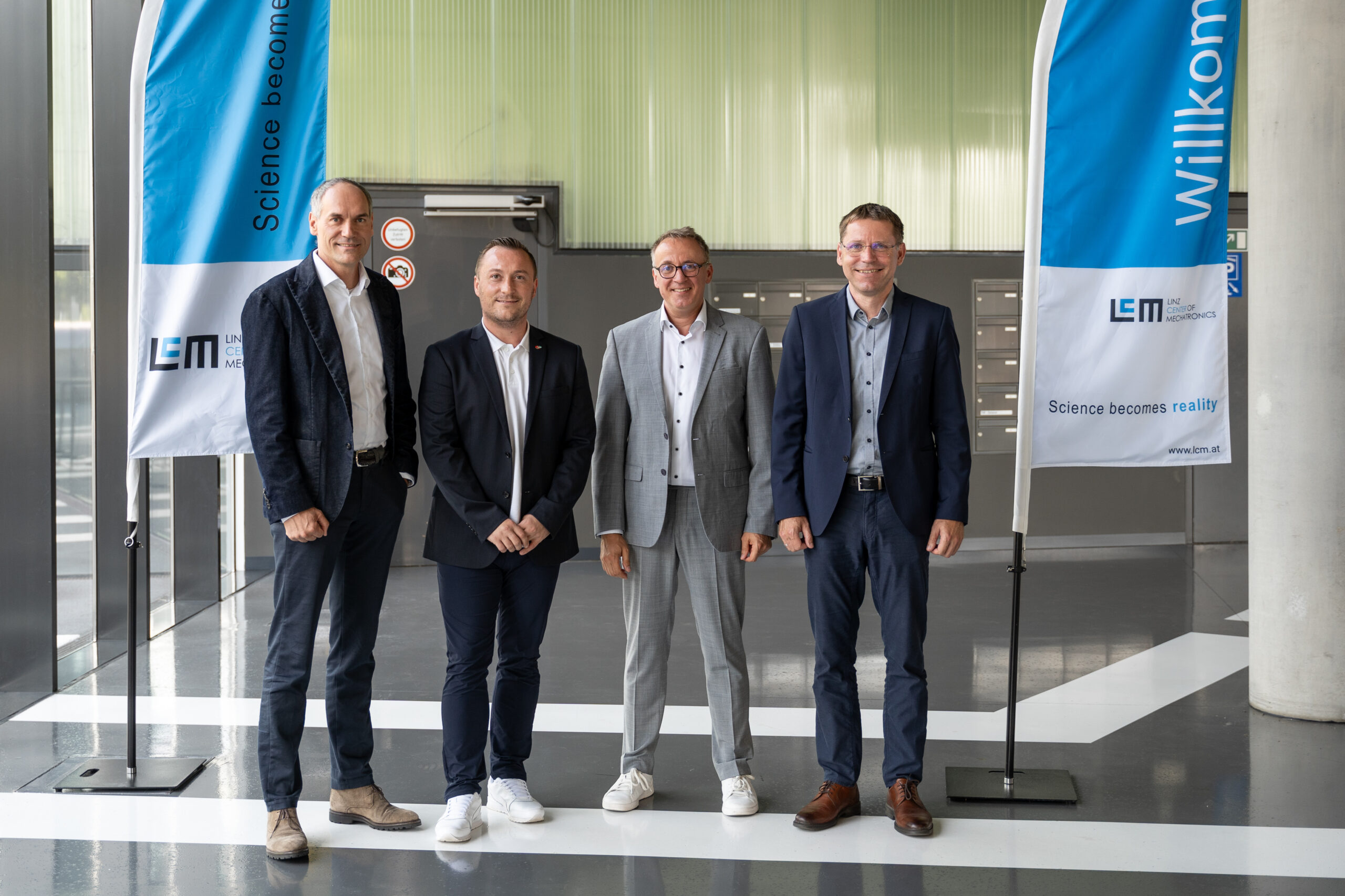 PR 2024 Hilscher LCM Partnerschaft