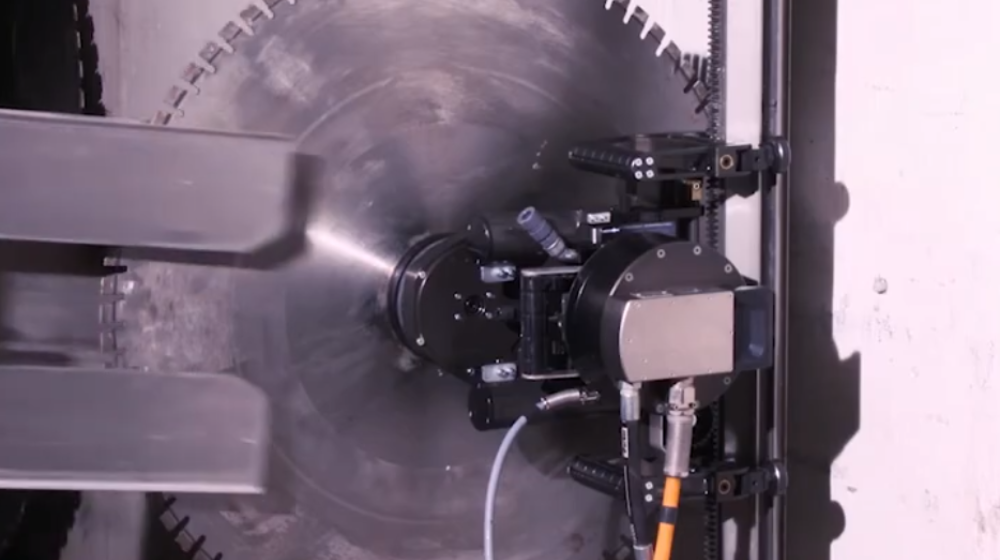 Rotating tool
